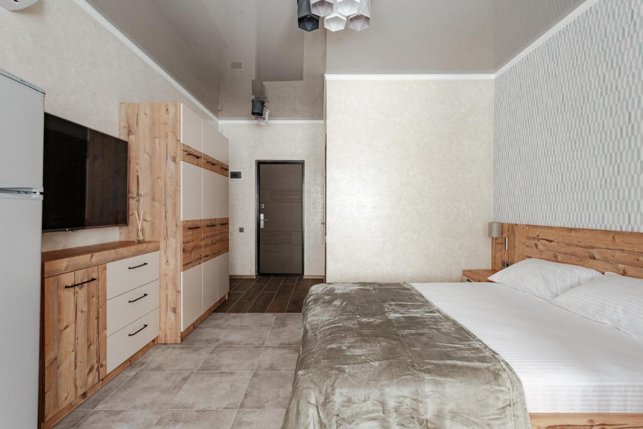 Yudgi - Home Hotel 切尔诺莫斯克 外观 照片
